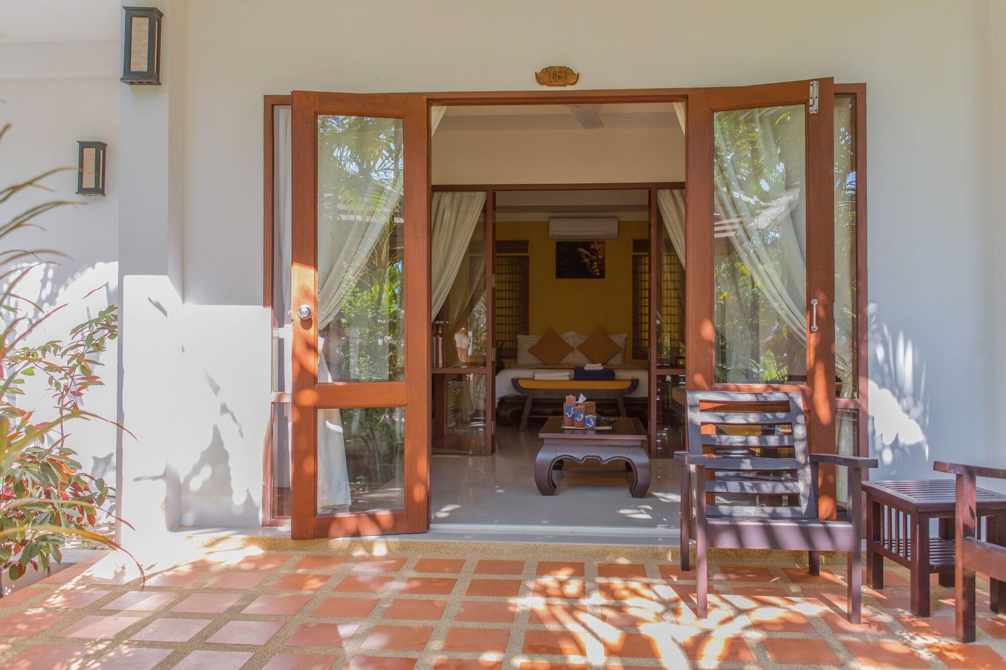 Easy Time Resort Laem Sai Beach Exterior photo