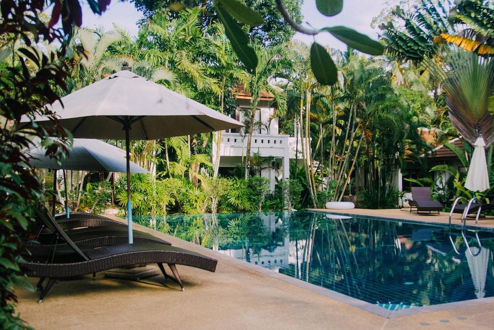 Easy Time Resort Laem Sai Beach Exterior photo