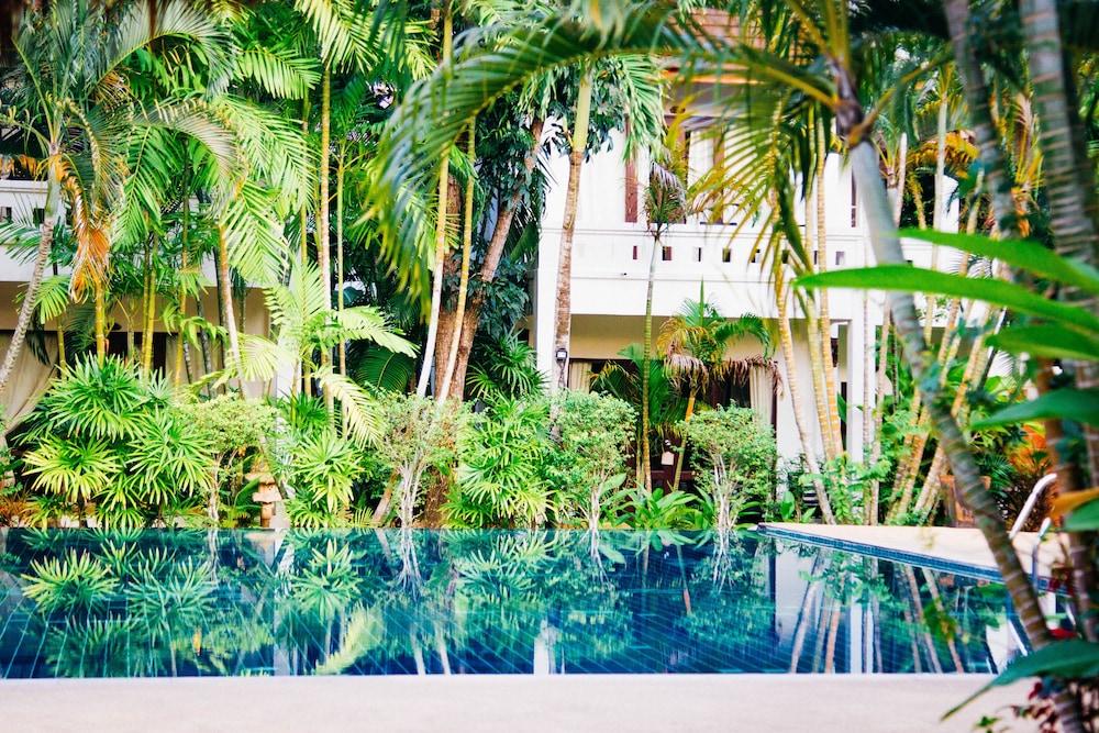 Easy Time Resort Laem Sai Beach Exterior photo
