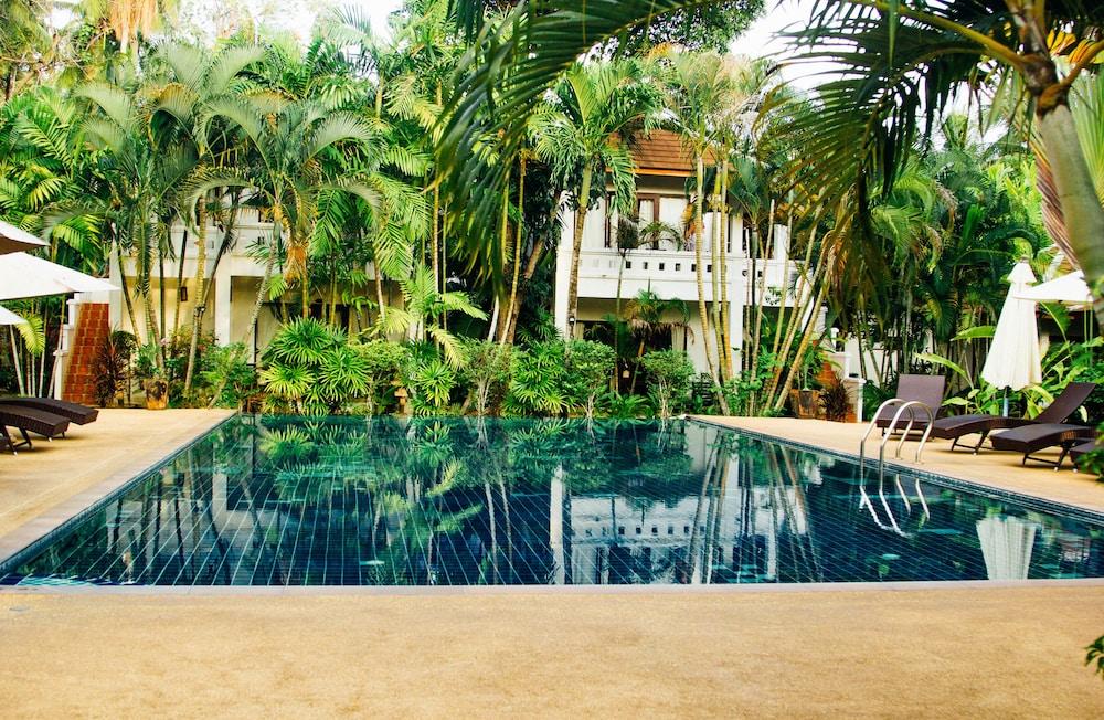 Easy Time Resort Laem Sai Beach Exterior photo