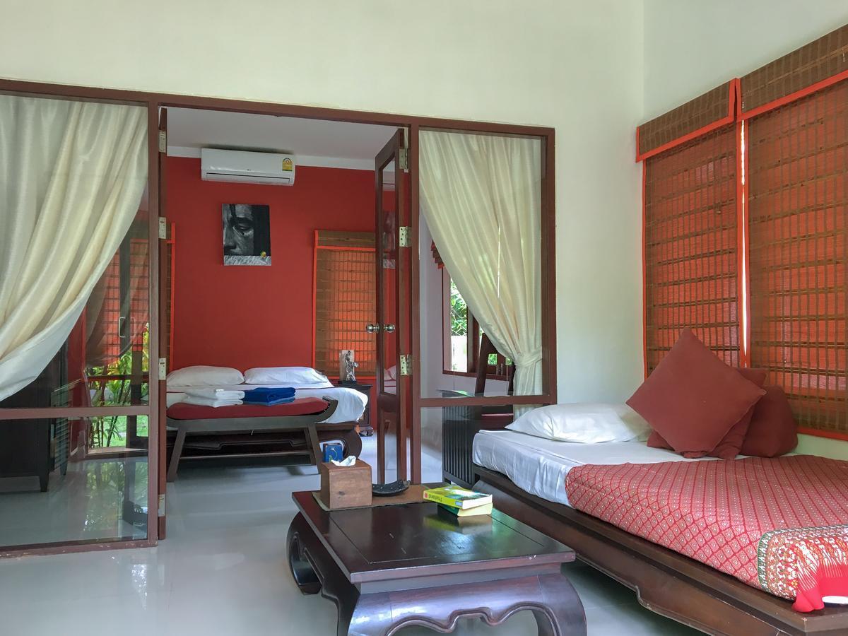 Easy Time Resort Laem Sai Beach Exterior photo