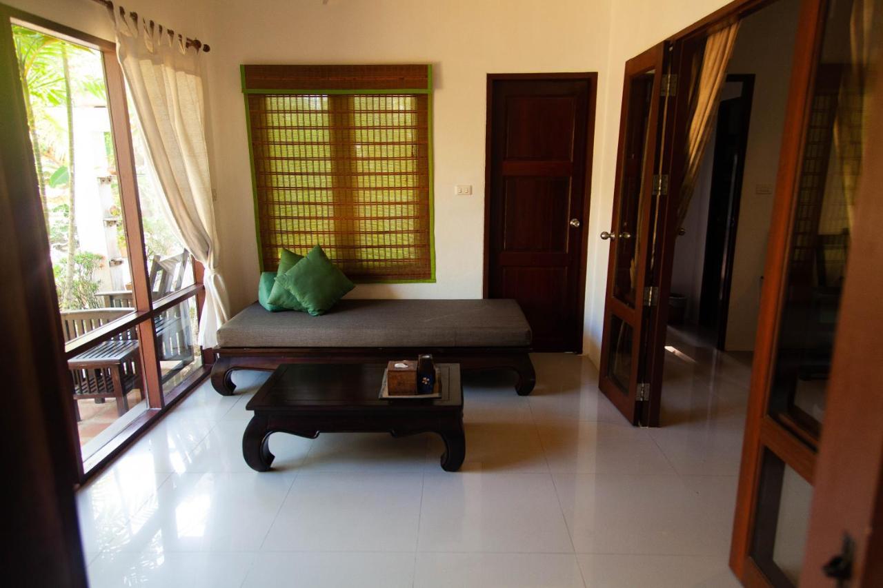 Easy Time Resort Laem Sai Beach Exterior photo